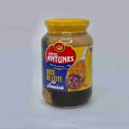 Doce no vidro cremoso Antunes : Leite com ameixa