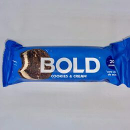 Barra Bold de Proteína Cookies e Cream