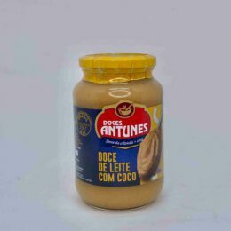 Doce no vidro cremoso Antunes : Leite com coco