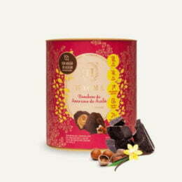 Bombom de chocolate com recheio de Amorino de Avelā